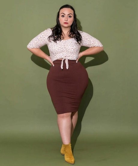 Mary Ank アダルトモデル ギャラリー