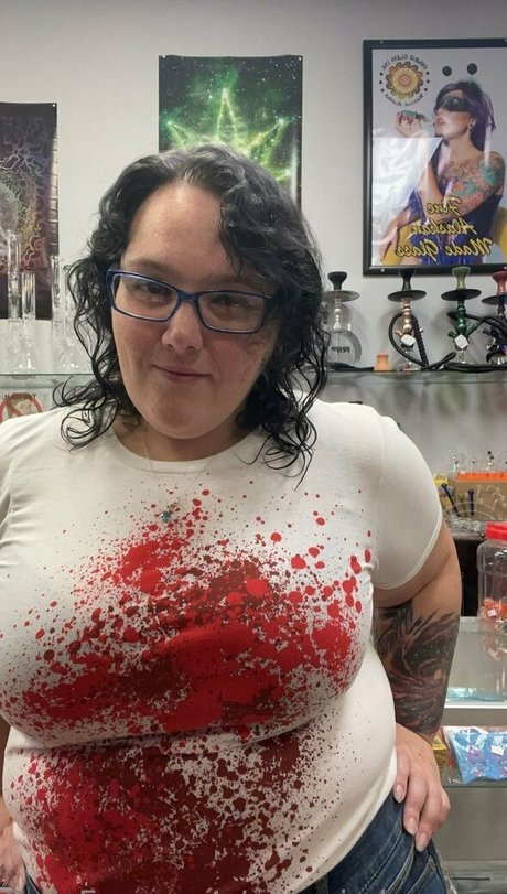 satanicdragonwitch ポルノスター エロティック 画像