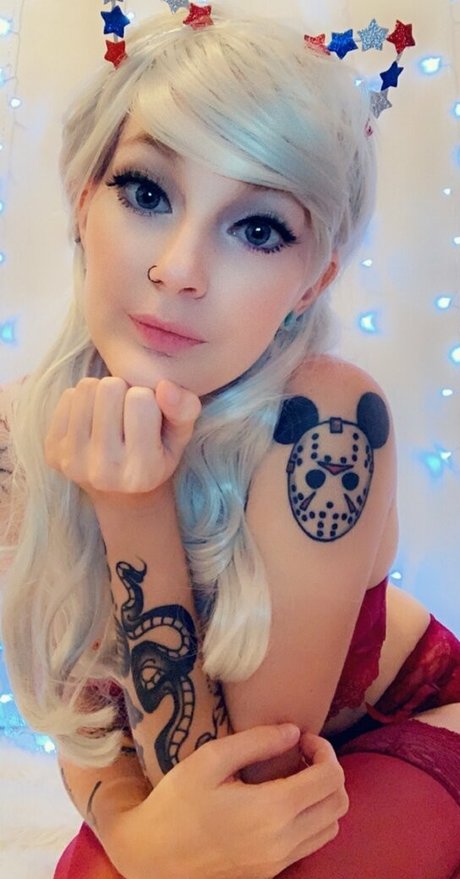 巨乳 射精 OnlyFans セックス 写真