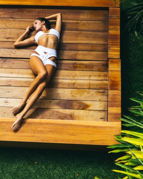 Alyssa Arce ポルノ女優 写真