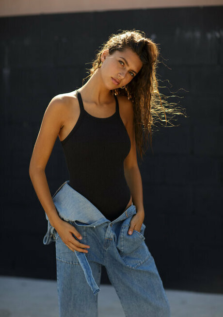 Renee Maudlena Noe ポルノスター ヌード 写真