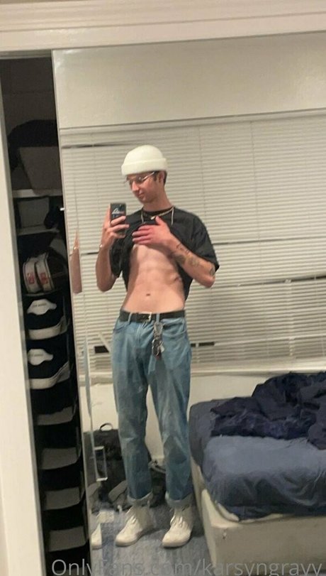 クソ野郎オンリーファンズ 美しいポルノ 写真