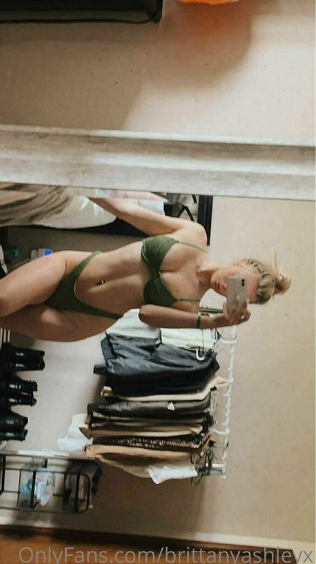 Brittanyashleyx アダルトスター 写真