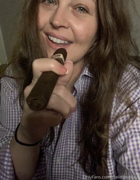 BBWシーメールオンリーファンズ 裸 写真