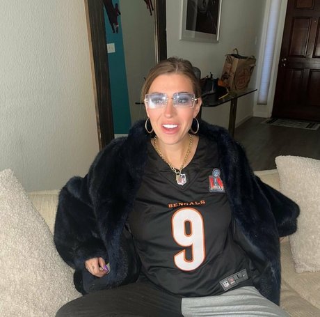 ティーンシーメールオンリーファンズ xxx 写真