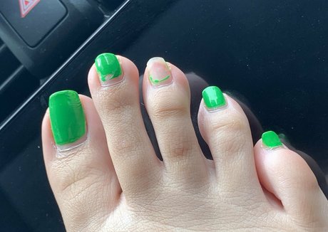 ブッシュ・オンリーファンズ ポルノグラフィック アーカイブ