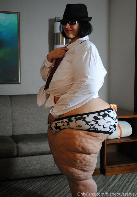 bigbootyasshley トップ女優 写真