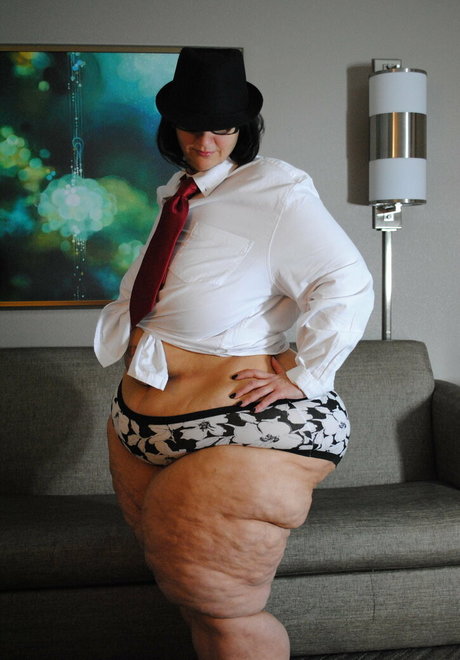 bigbootyasshley 素敵なモデル 写真