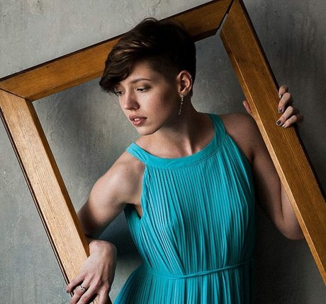 巨乳の赤毛オンリーファンズ 無料ヌード ギャラリー