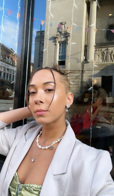 morganmunroe セクシーモデル 画像