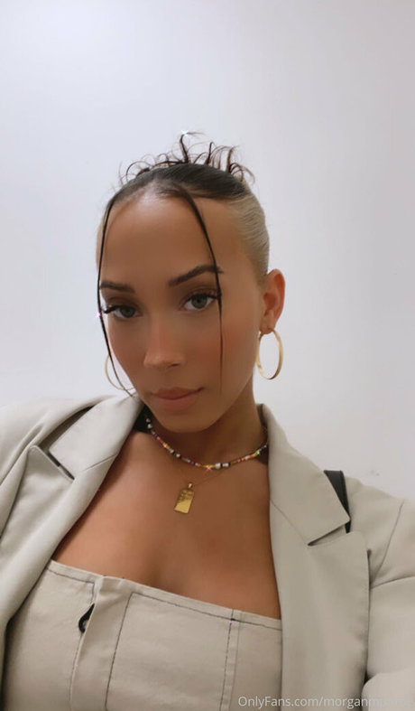 morganmunroe ポルノモデル 画像