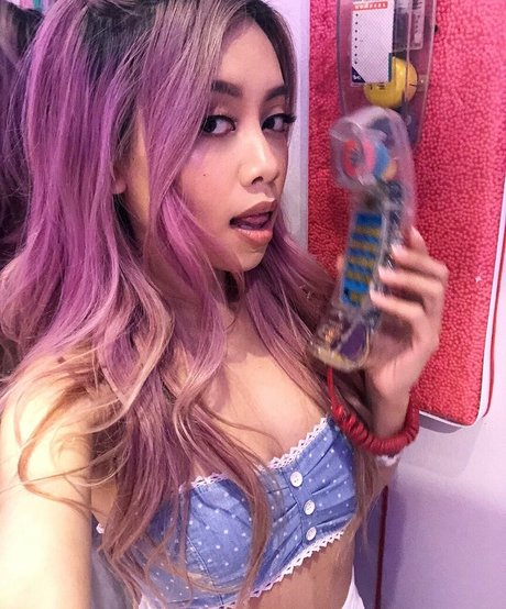 Kimmie D アートモデル 画像