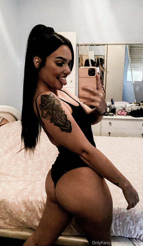 ssbbw プッシー onlyfans アートヌード アーカイブ