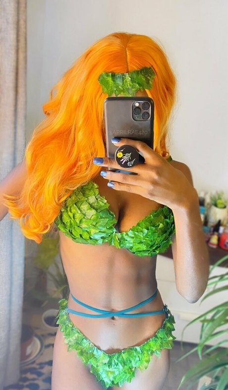 Aprilrae420 アダルトモデル 画像