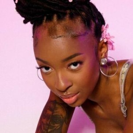 SaBrea Phenix かわいいスター 画像