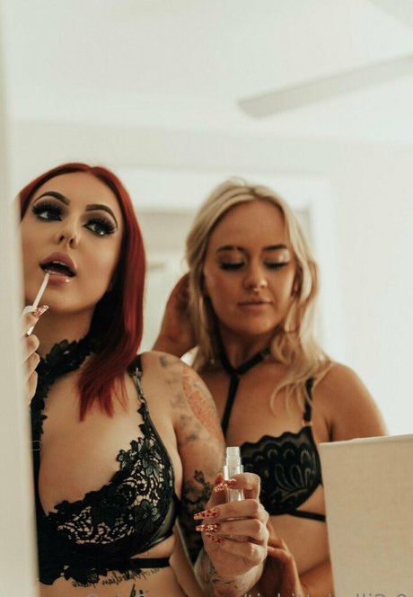 tigbittyholli2 0 高品質モデル 画像