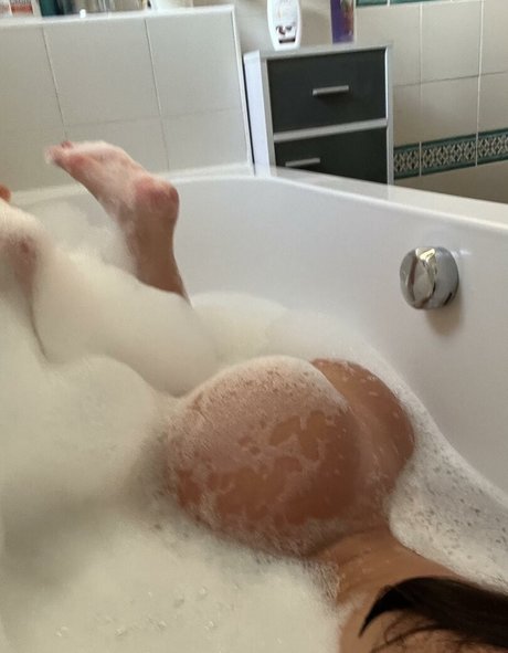 Petite Gaby アートスター 写真