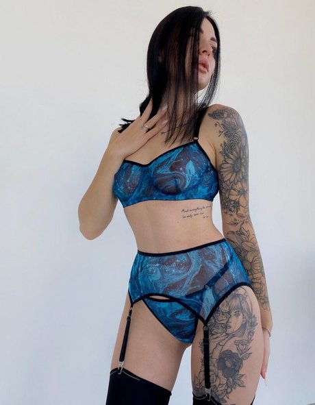 ブロンドビキニOnlyFans アートxxx 写真