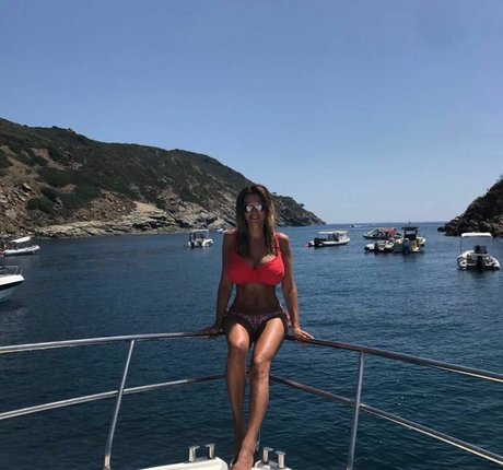 ポーグエボニーオンリーファンズ 素敵 写真