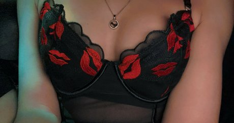 手コキ 主観視点 オンリーファンズ ヌード 画像