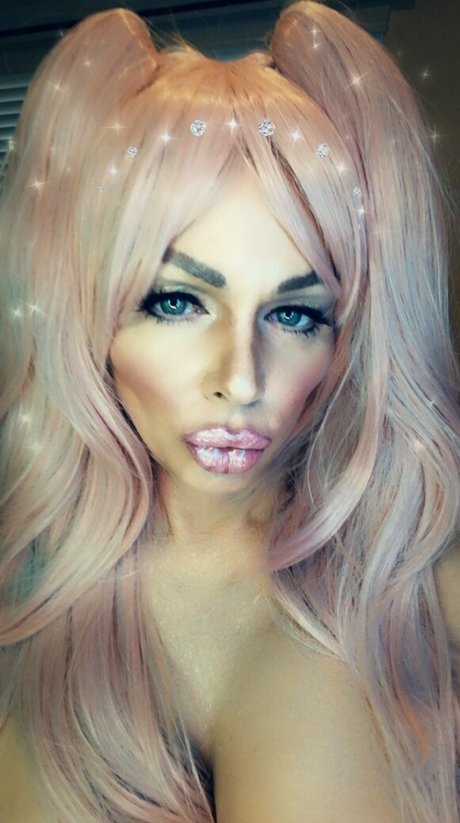 nadiavalentine ホットなポルノスター 画像