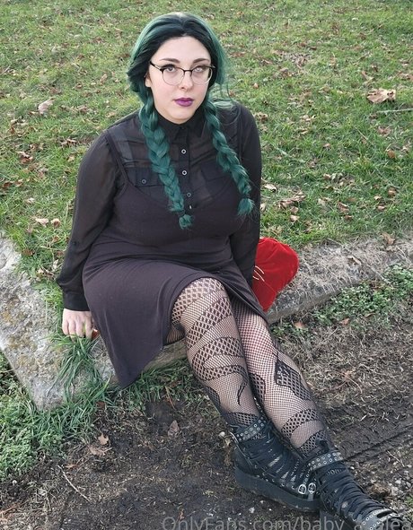 baby azalea 独占女優 写真