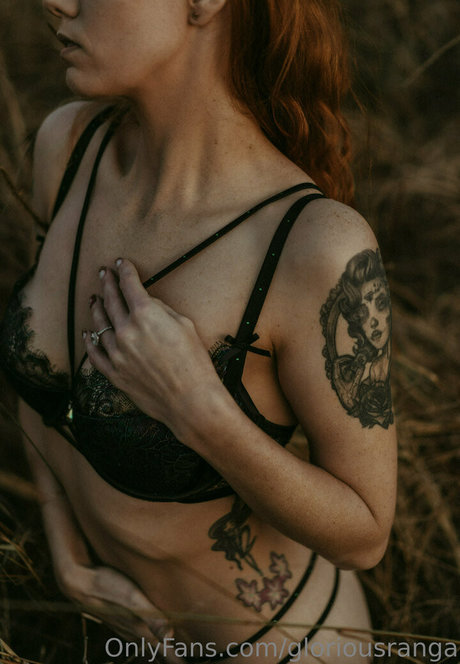 gloriousranga ポルノモデル 写真