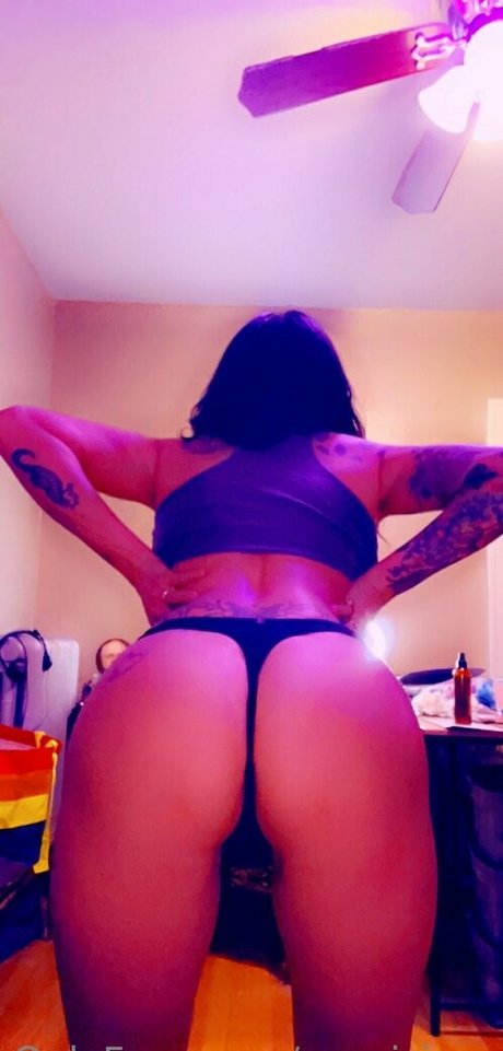 巨乳義母OnlyFans 無料ヌード 写真