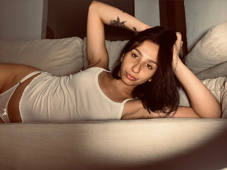 Naughty bby_ ポルノスター 美しい 写真