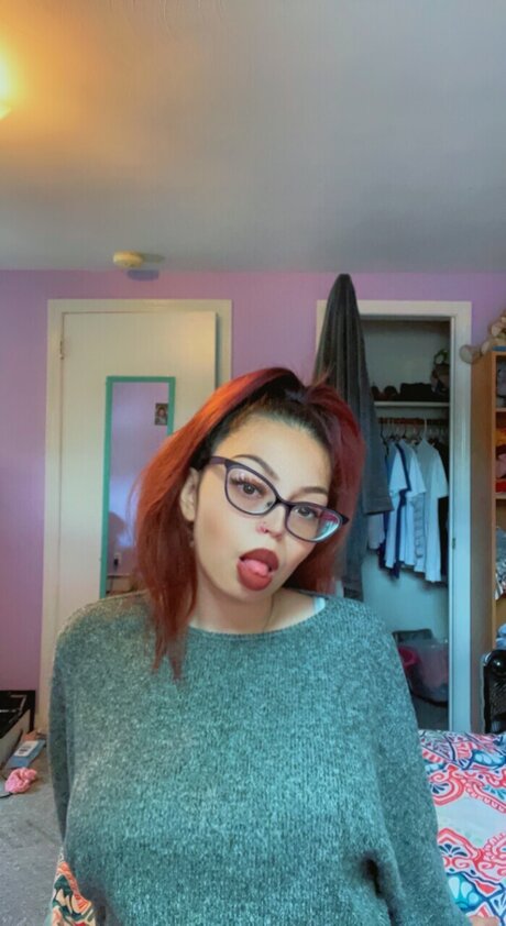 Julie Adalyn スター xxx ギャラリー