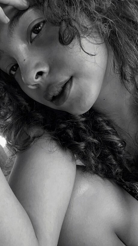 Kellys Gills ヌードモデル 写真