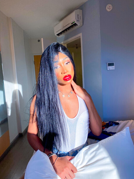 アジアンツインズOnlyFans パーフェクト ギャラリー