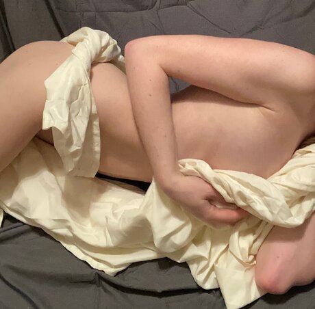 無料のアジア人オンリーファンズ 無料 画像