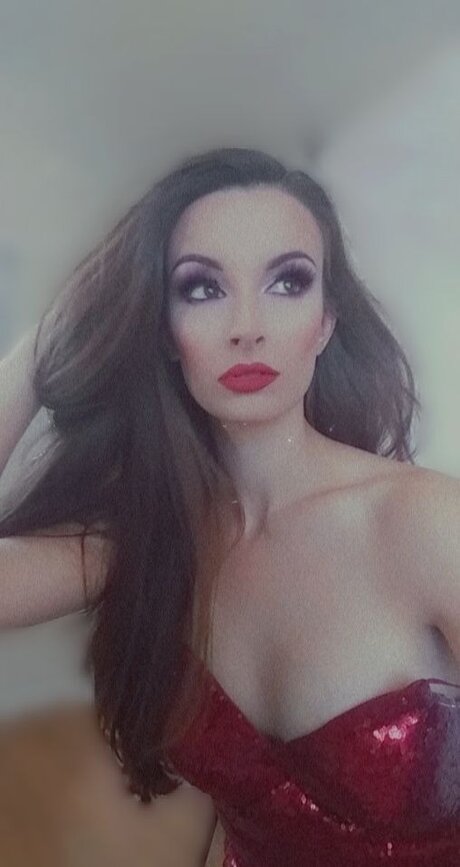 Elise James ポルノスター アート 写真