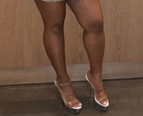 Baddassyllwgrl ポルノスター HD 画像