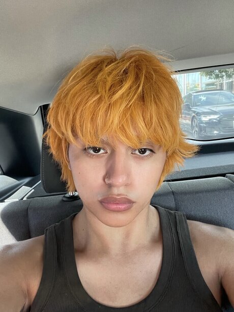 19歳のOnlyFans えろた 画像