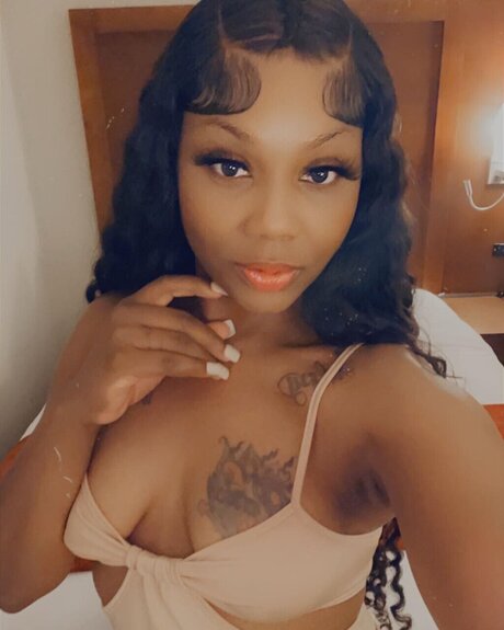 CreamePie エロティックモデル 写真