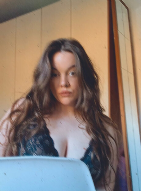 おばあちゃんの熟女OnlyFans エロチック 画像