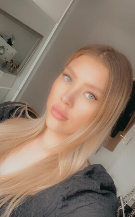 Melinda HD女優 写真