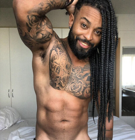 _merson Fernandes セクシーモデル 写真