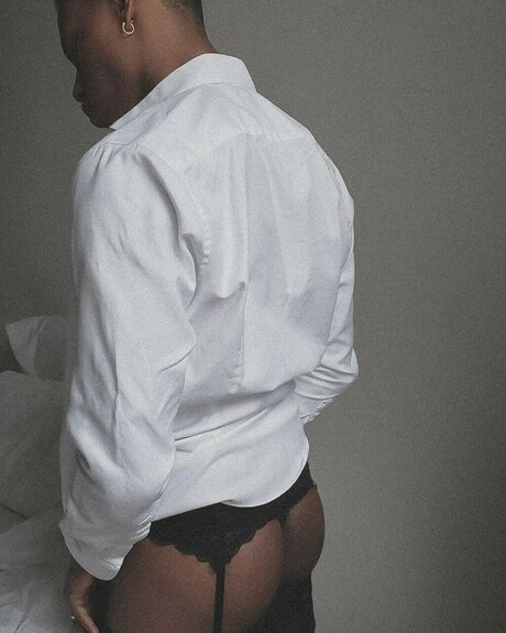 Shera ポルノスター HD ギャラリー