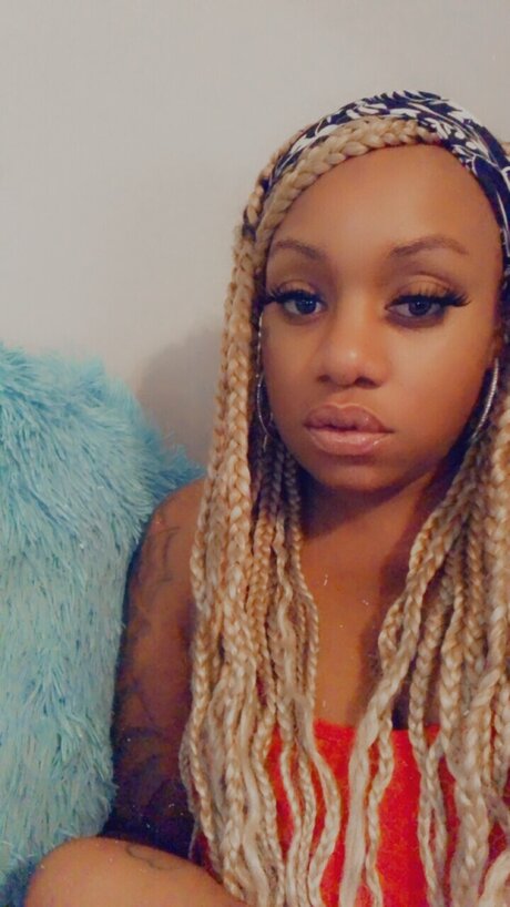 CaramelWaterfallz ポルノスター 高品質 写真