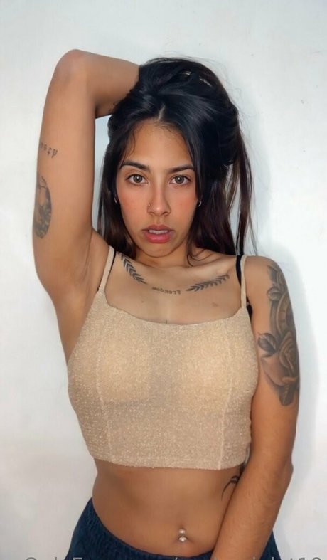 JOIアジアンOnlyFans セクシー 写真