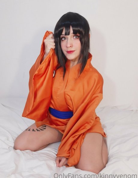 アジアン・エボニー・オンリーファンズ 可愛い 画像