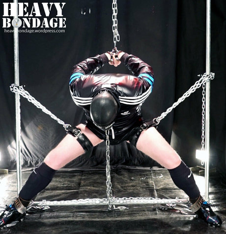 heavy bondage かわいいスター 写真