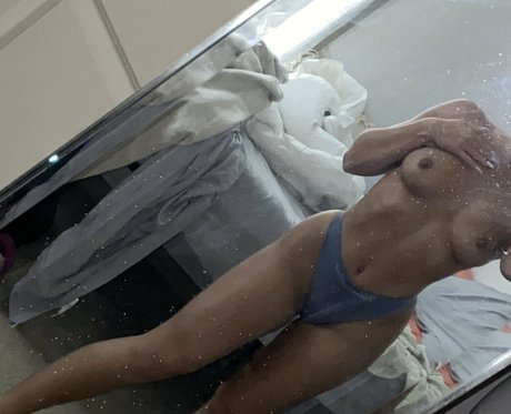 bethanyburke ホット女優 アーカイブ