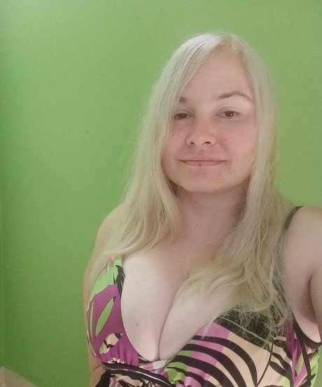 Dejana Savi 無料スター 写真