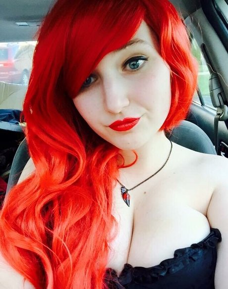 Calliope Rossi ヌードスター ギャラリー