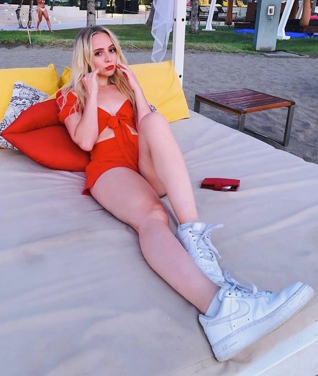 Madilyn Bailey ポルノスター 写真
