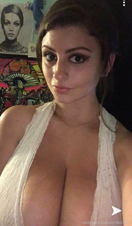 chloerosesamantha 最高のスター 写真